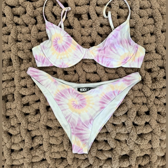 Great condition! Beach Riot Tie Dye Swim Suit - Picture 2 of 5